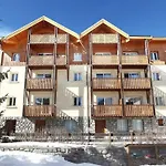 Renove Au Centre Des 2 Alpes, Proche Pistes - Fr-1-546-65 Apartment